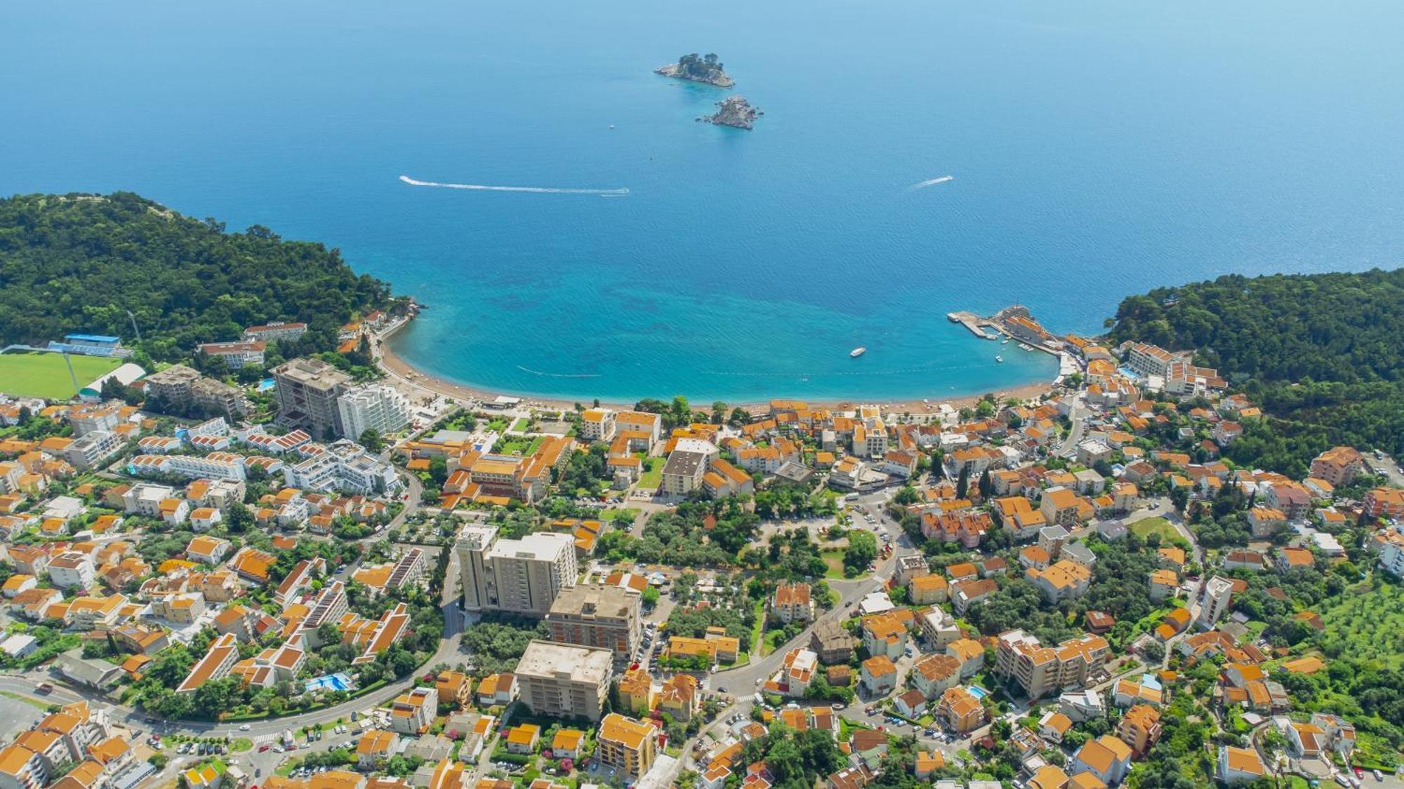 Apartments Vjera Petrovac Екстер'єр фото